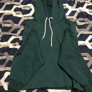 Green crop hoodie shirt